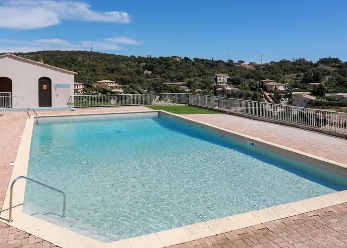 펜션 Les Bastides De Guerrevieille-7 By Interhome 생트막시메